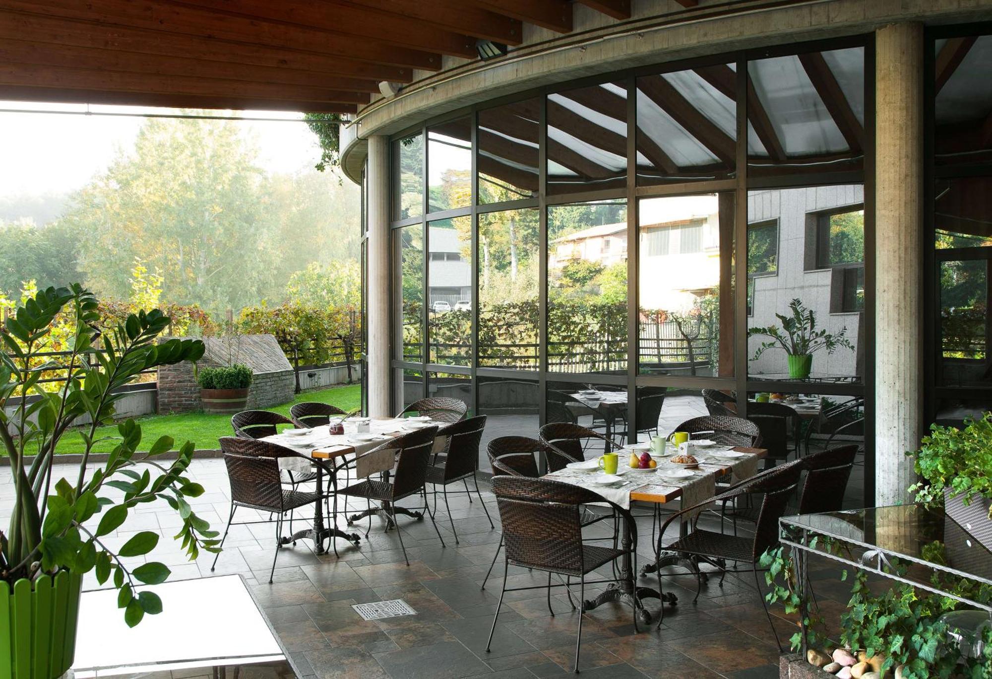 Best Western Hotel Leonardo Da Vinci Erba Ngoại thất bức ảnh